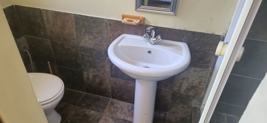 15 Bedroom Property for Sale in Universitas Free State
